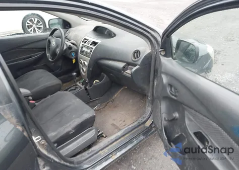 2007 Toyota Yaris from USA, damaged, VIN JTDBT923X71018618